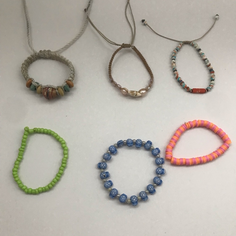 6 bracelets